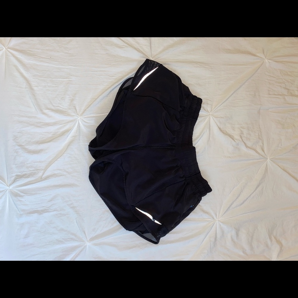 black lululemon running shorts